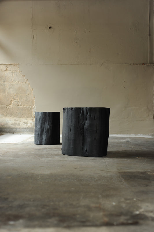 BURNT BLACK - coffee table